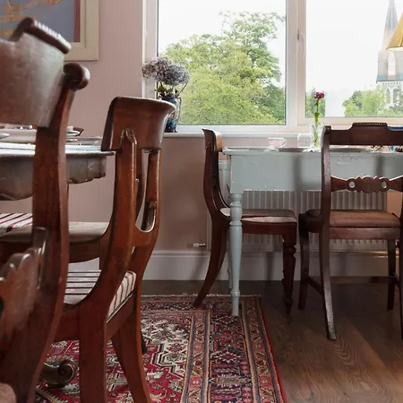 فندق مبيت وإفطار Bridge Street Townhouse كينمير