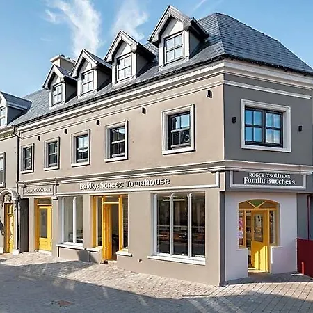 Bridge Street Townhouse Bed & Breakfast 3*