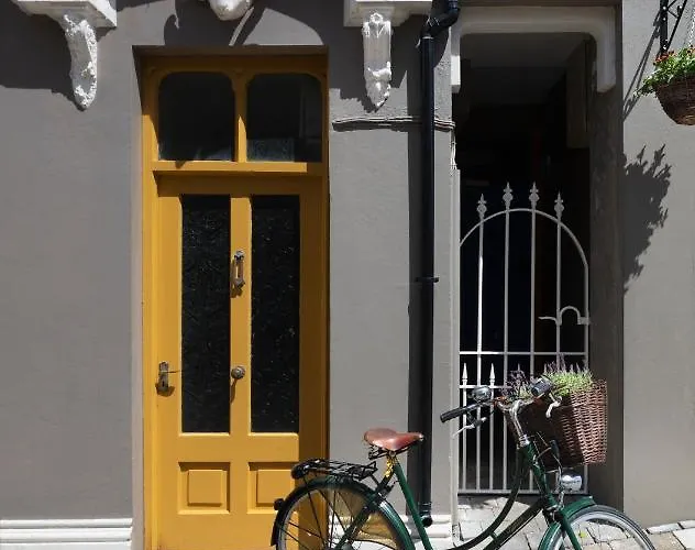 Bridge Street Townhouse 3*